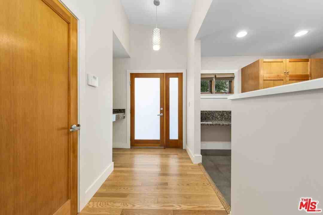 2601 Nichols Canyon Road - Photo 2 of 31