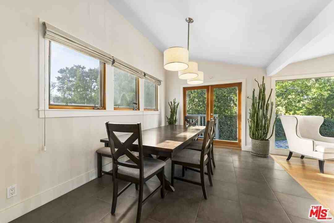 2601 Nichols Canyon Road - Photo 5 of 31