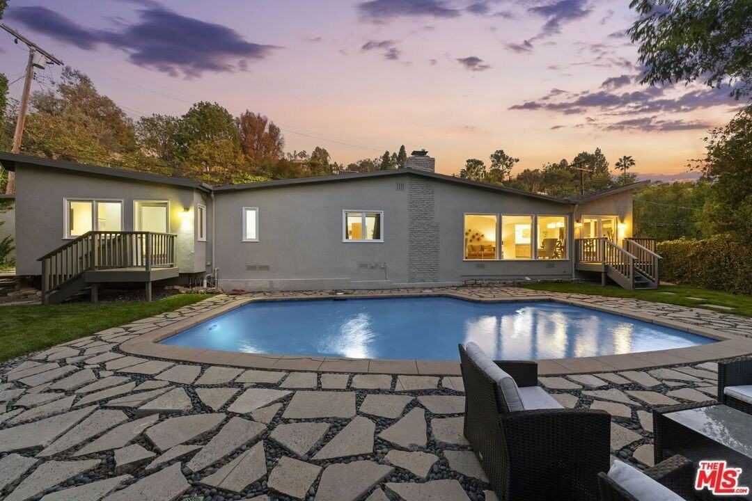 2601 Nichols Canyon Rd - Photo 2 of 28