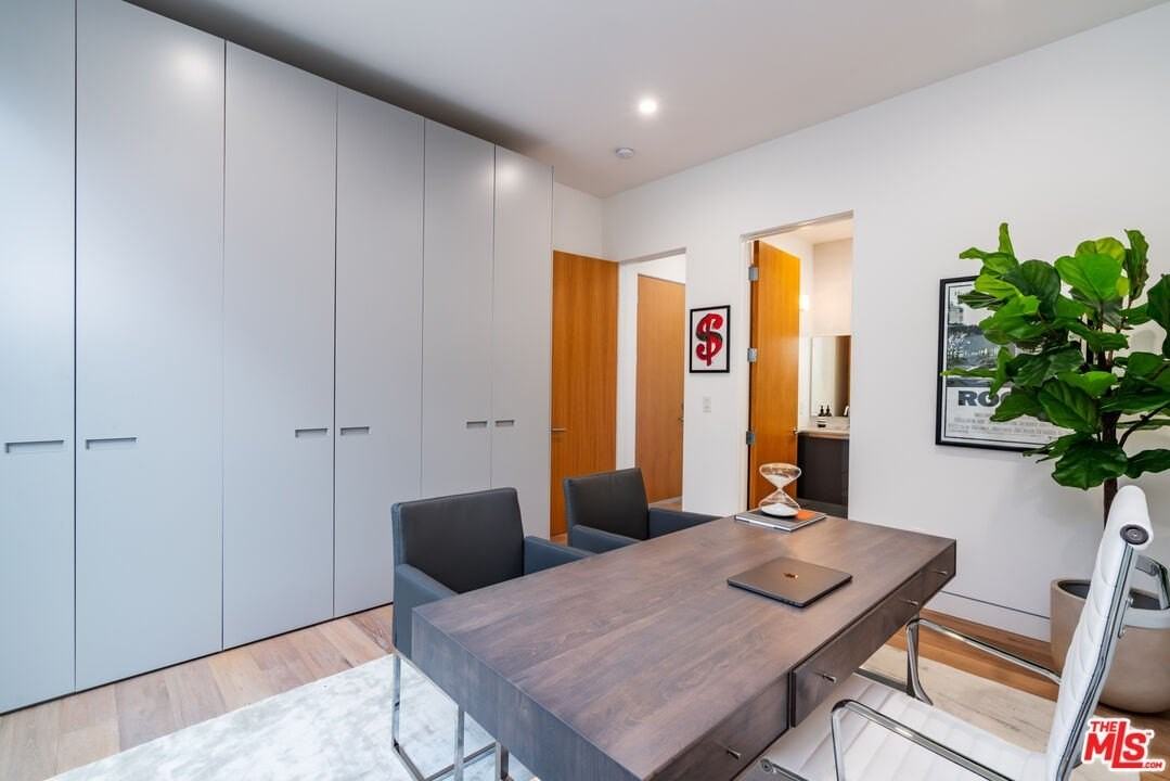 721 North Vista Street - Photo 6 of 47