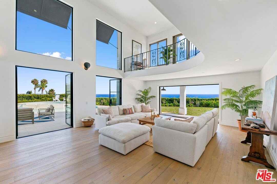 26742 Via Linda St - Photo 7 of 47