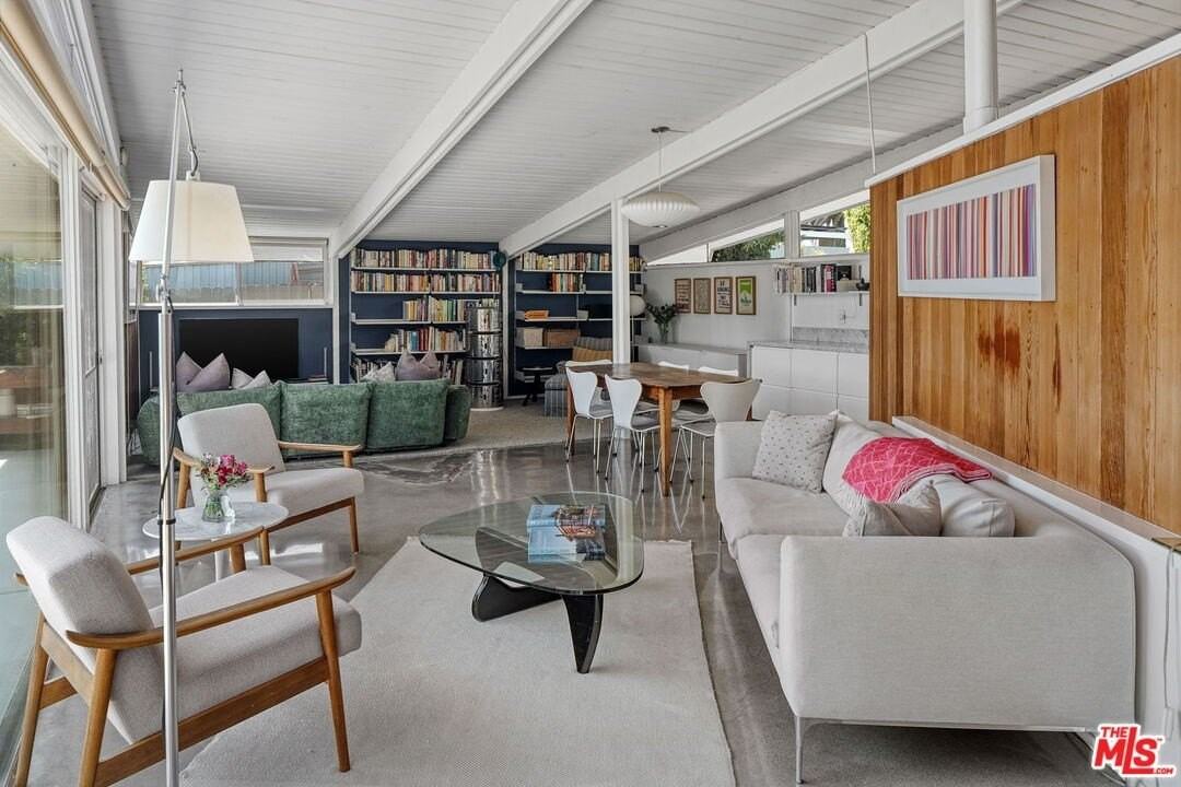 12400 Deerbrook Lane - Photo 5 of 34