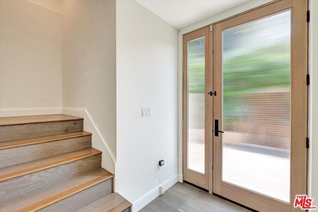 1249 N Formosa Ave - Photo 6 of 44