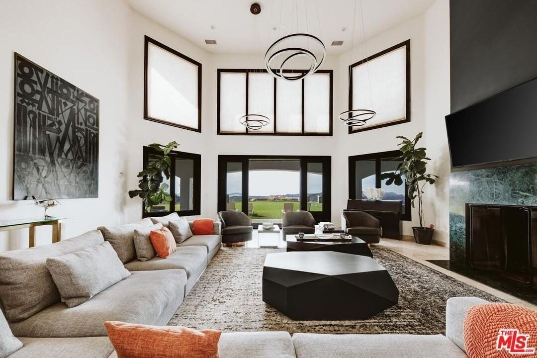 24573 Piuma Road - Photo 3 of 30