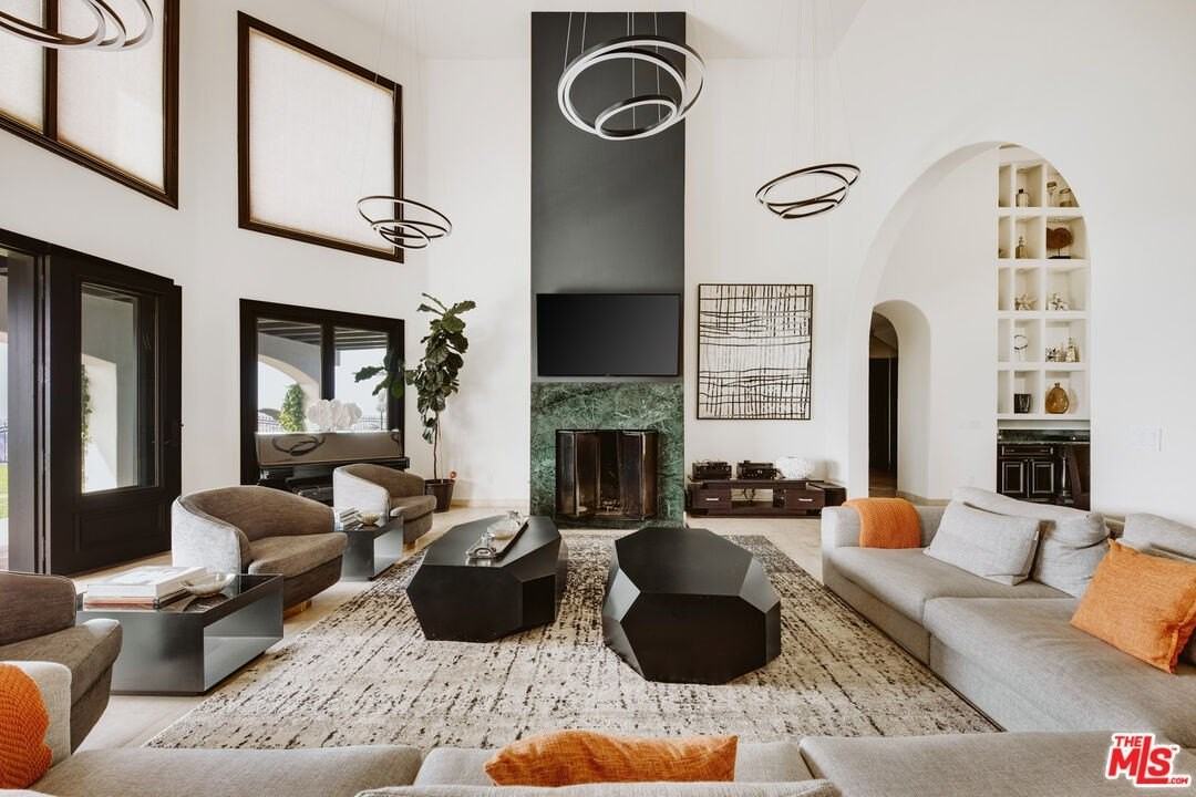 24573 Piuma Road - Photo 4 of 30