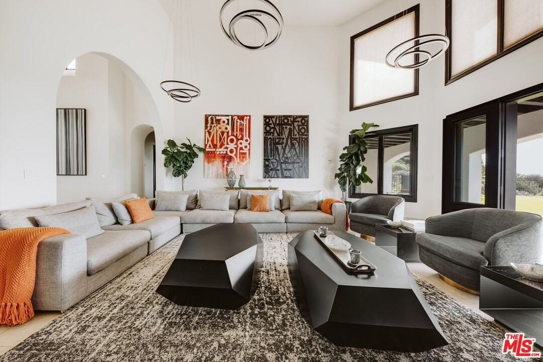 24573 Piuma Road - Photo 5 of 30