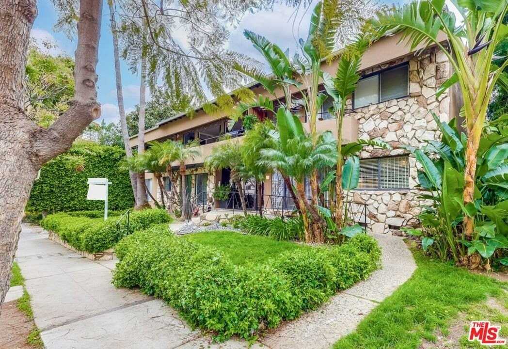 1275 Havenhurst Drive #4 - Photo 4 of 50