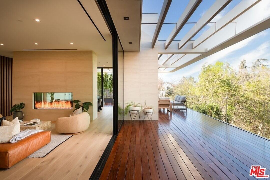 3748 Berry Drive - Photo 5 of 25