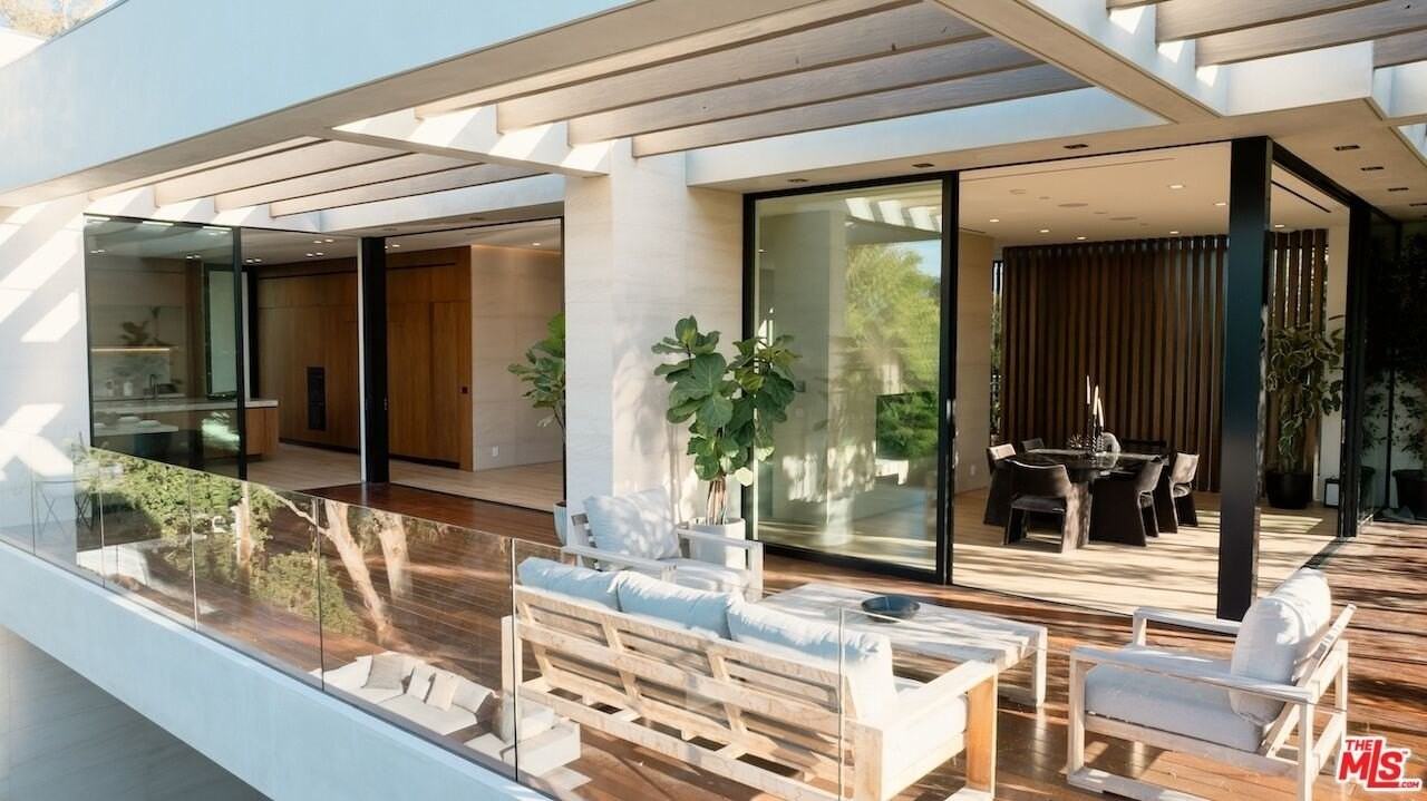 3748 Berry Drive - Photo 6 of 25