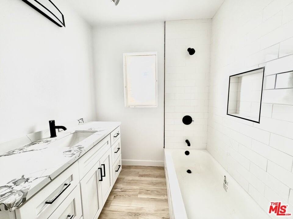 121 South Crescent Drive #D - Photo 7 of 10