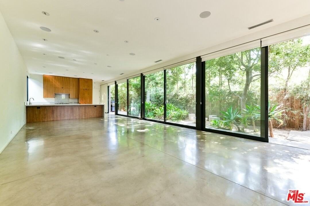 848 Milwood Avenue - Photo 2 of 47