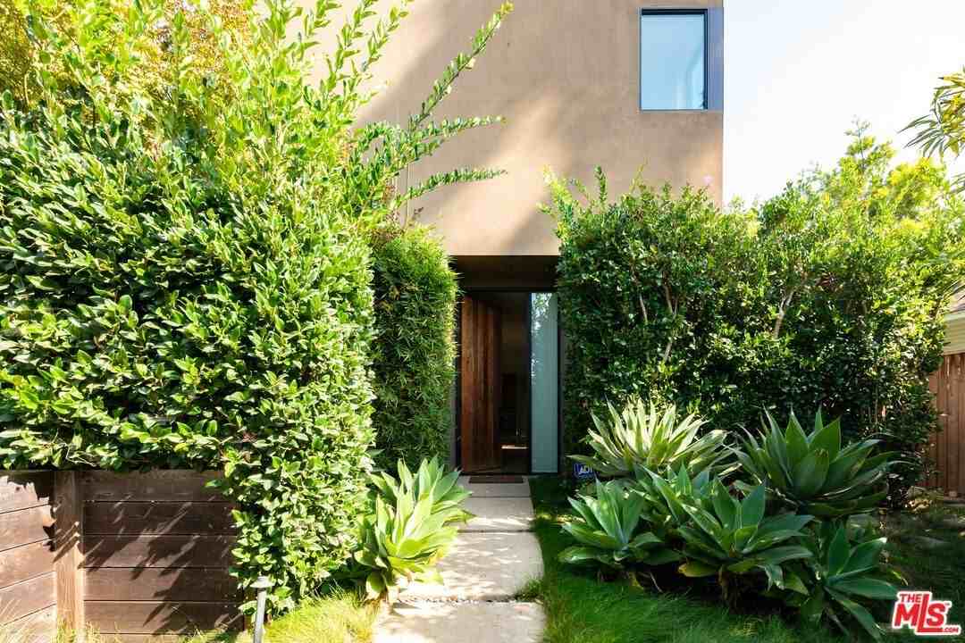 848 Milwood Avenue - Photo 6 of 47