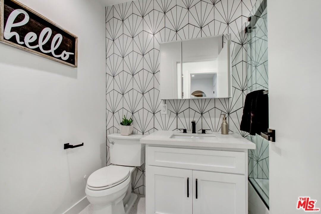 4130 Mclaughlin Ave - Photo 7 of 25