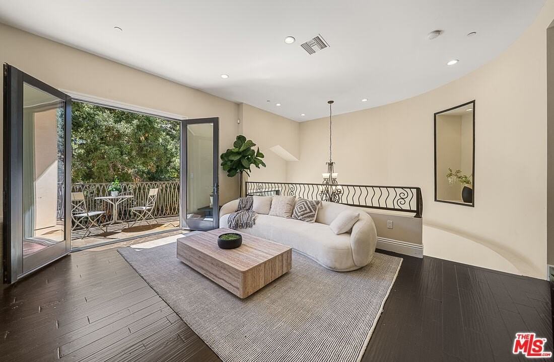 6477 Deep Dell Place - Photo 4 of 35