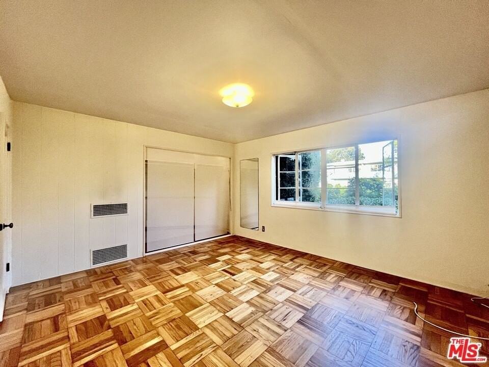 5205 Village Grn - Photo 6 of 14