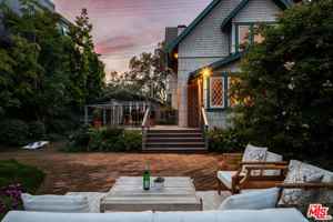 featured image of 587 Grand Boulevard