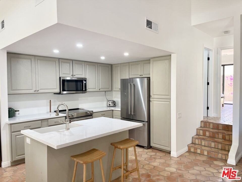 73441 Foxtail Lane - Photo 6 of 23