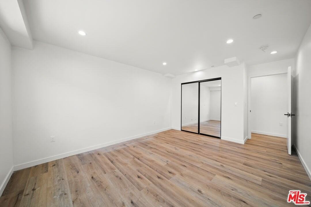 6049 Craner Ave Unit 2 #2 - Photo 7 of 37