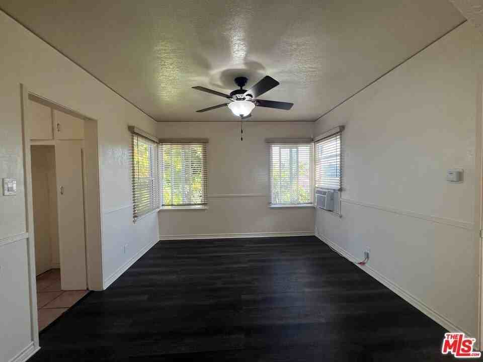 5114 1/2 4th Ave - Photo 5 of 22