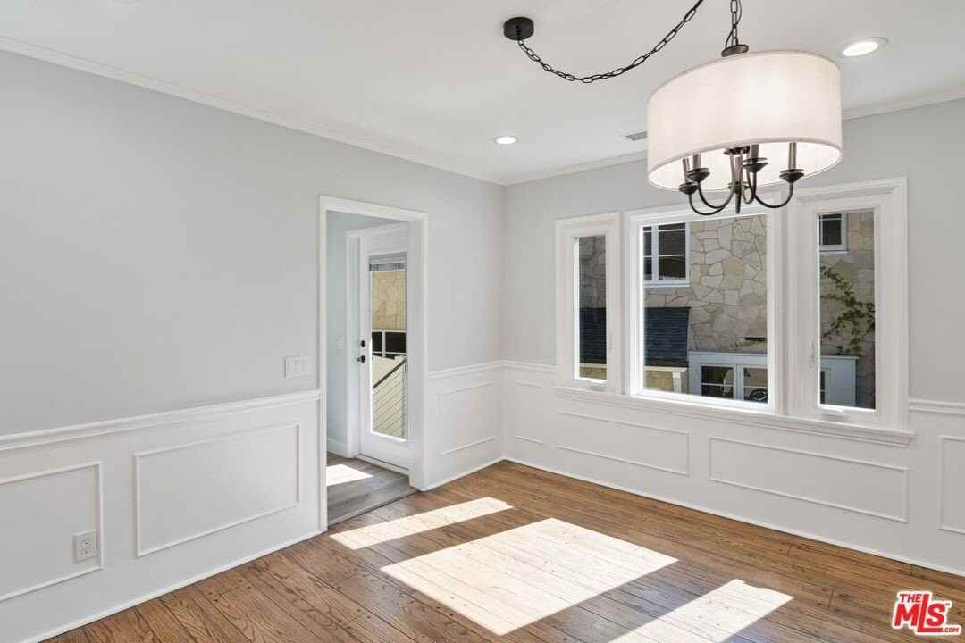 2383 Panorama Terrace - Photo 7 of 33