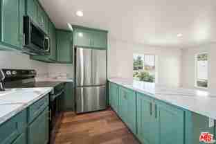 1055 North Wilton Place #1-2 - Photo 1 of 1