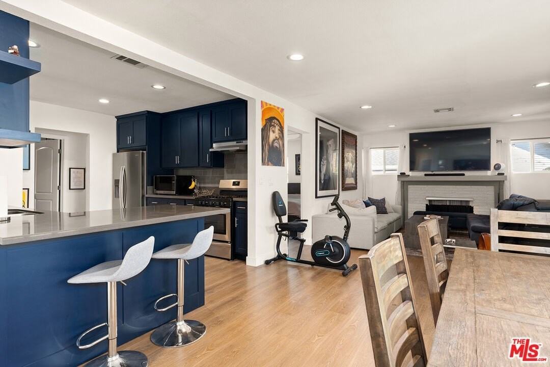 5325 9th Ave - Photo 7 of 15