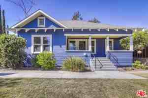 featured image of 4933 Glacier Drive