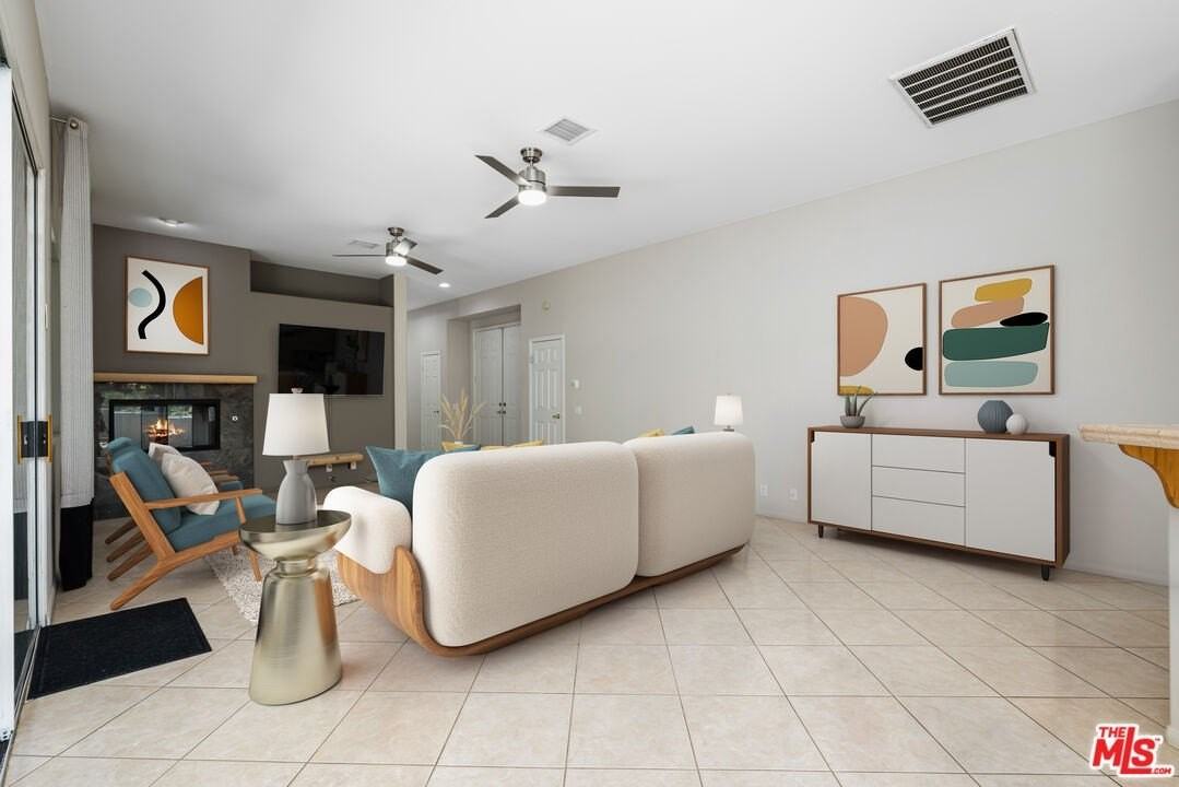 35659 Felicity Pl - Photo 5 of 11