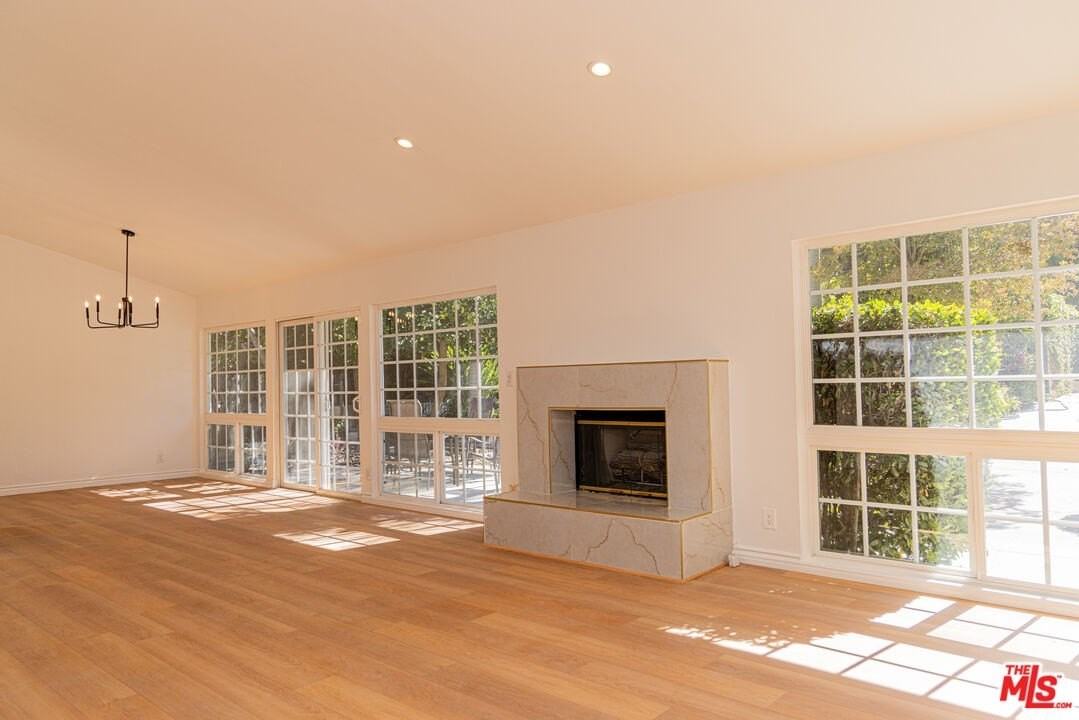 24316 Burbank Boulevard - Photo 3 of 33