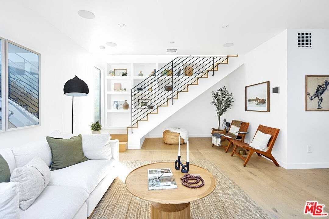 1813 Penmar Ave - Photo 6 of 34