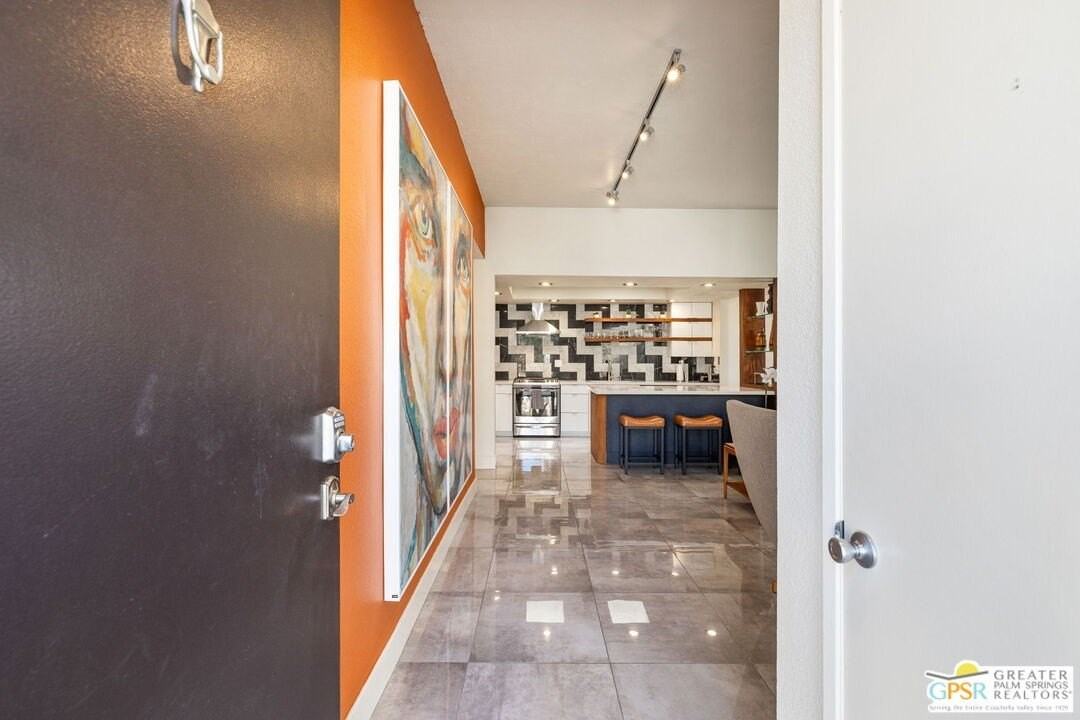 427 N Calle Rolph - Photo 3 of 50