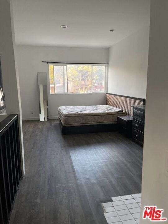 4534 Kingswell Avenue - Photo 6 of 7