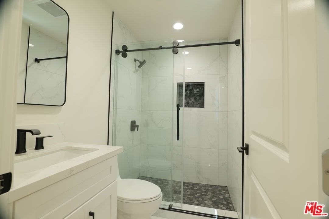 1338 West 30th Street - Photo 7 of 21