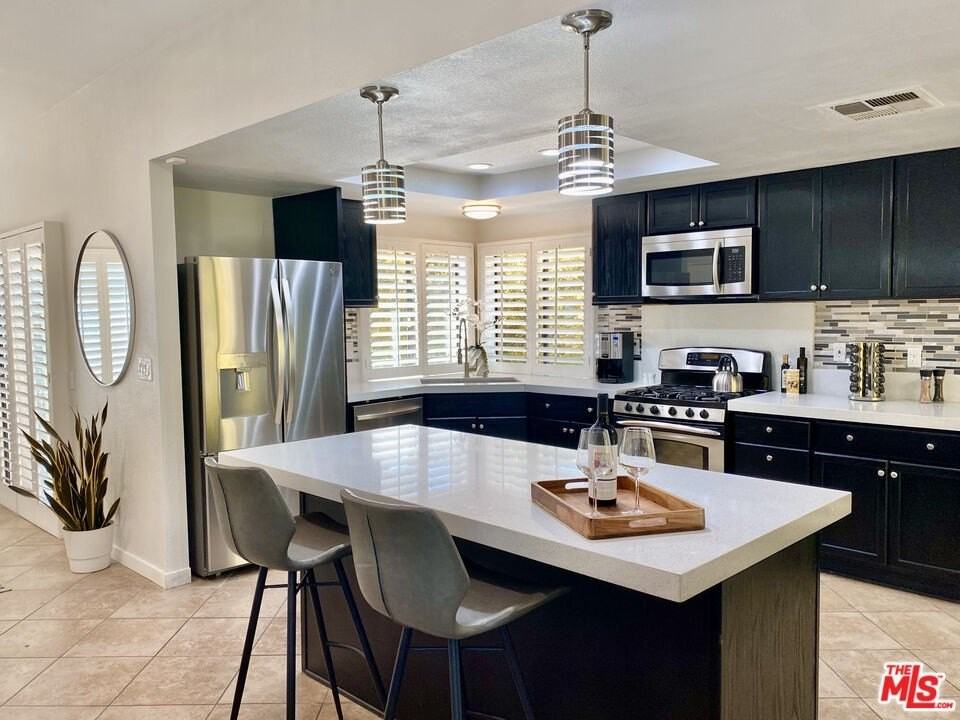 44509 Baden Court - Photo 4 of 33