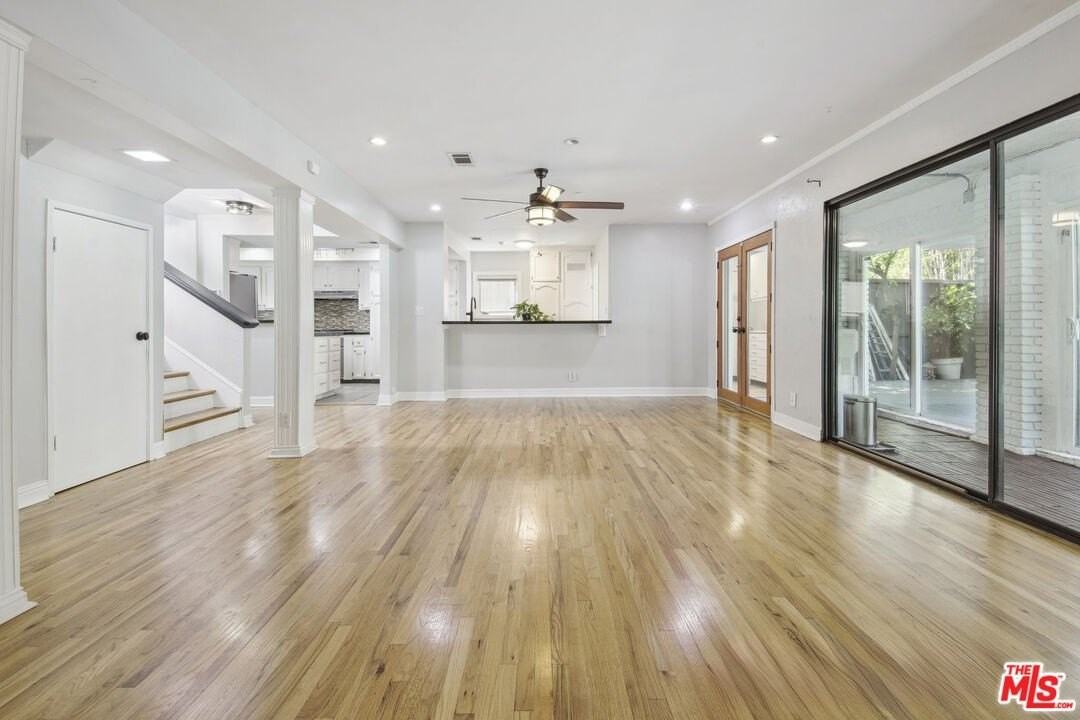 5527 Columbus Avenue - Photo 5 of 29