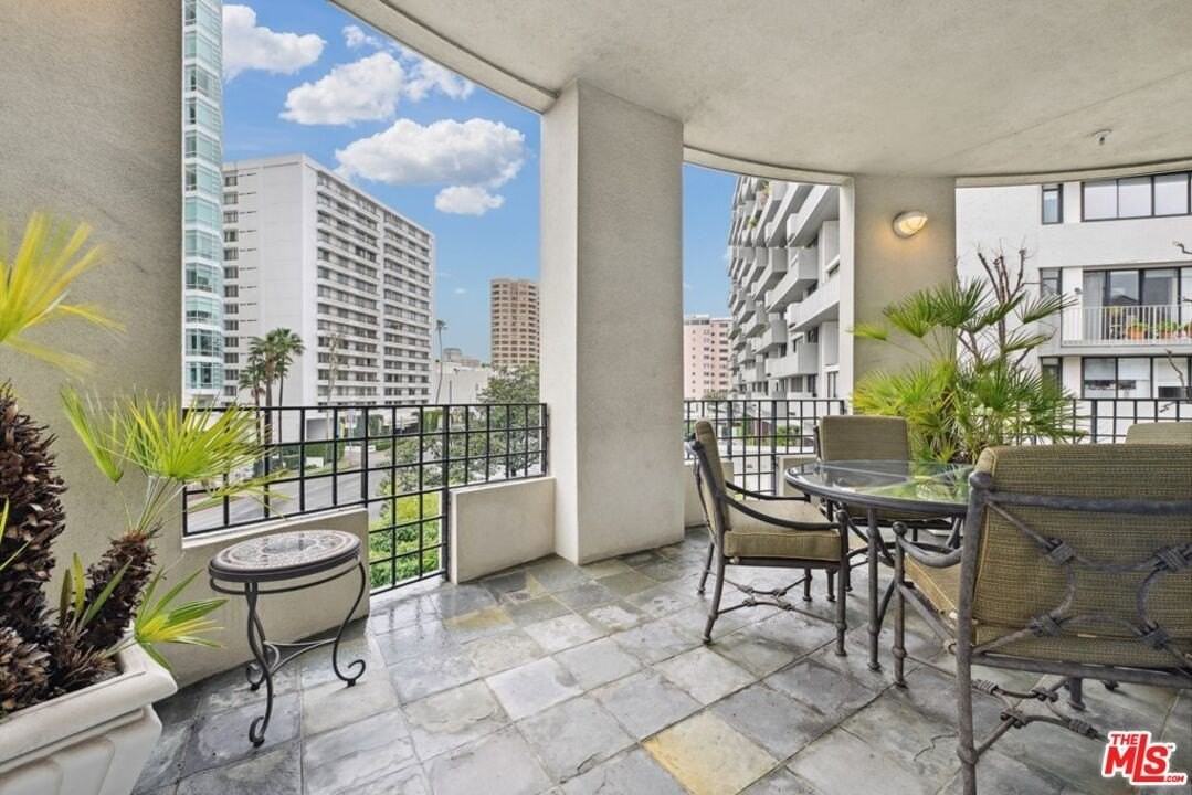 10351 Wilshire Blvd Unit 402 #402