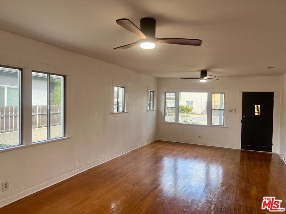 4316 Perlita Ave - Photo 6 of 37