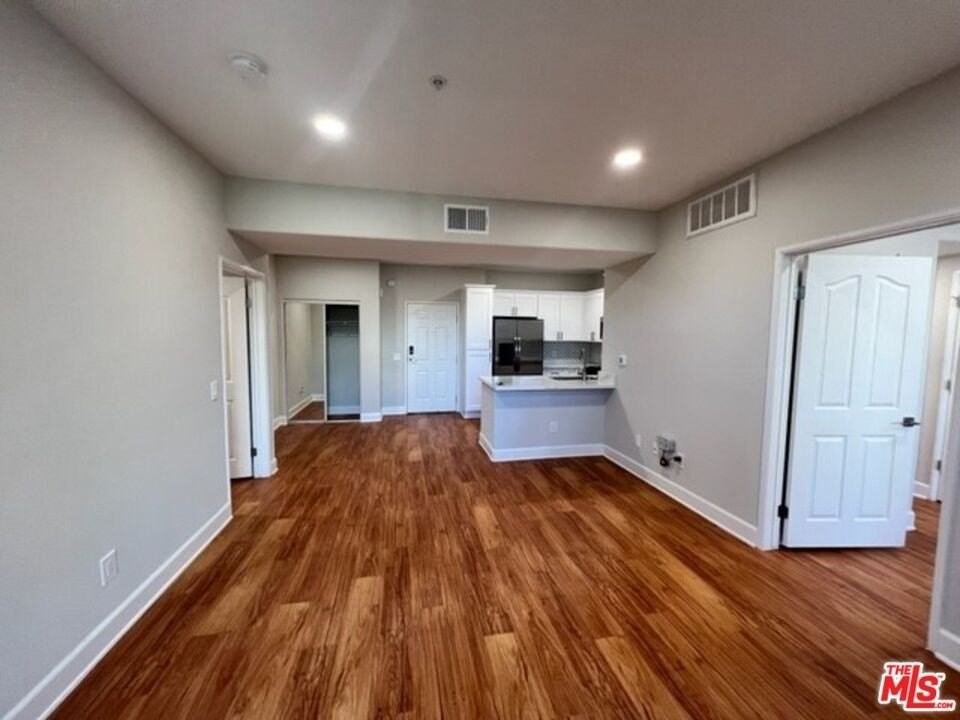 5551 W 6th St Apt 3415 #3-415 - Photo 6 of 14