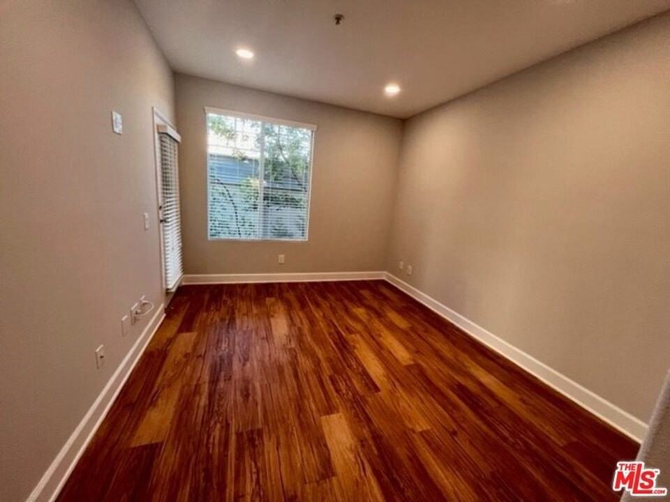 5551 W 6th St Apt 3415 #3-415 - Photo 7 of 14