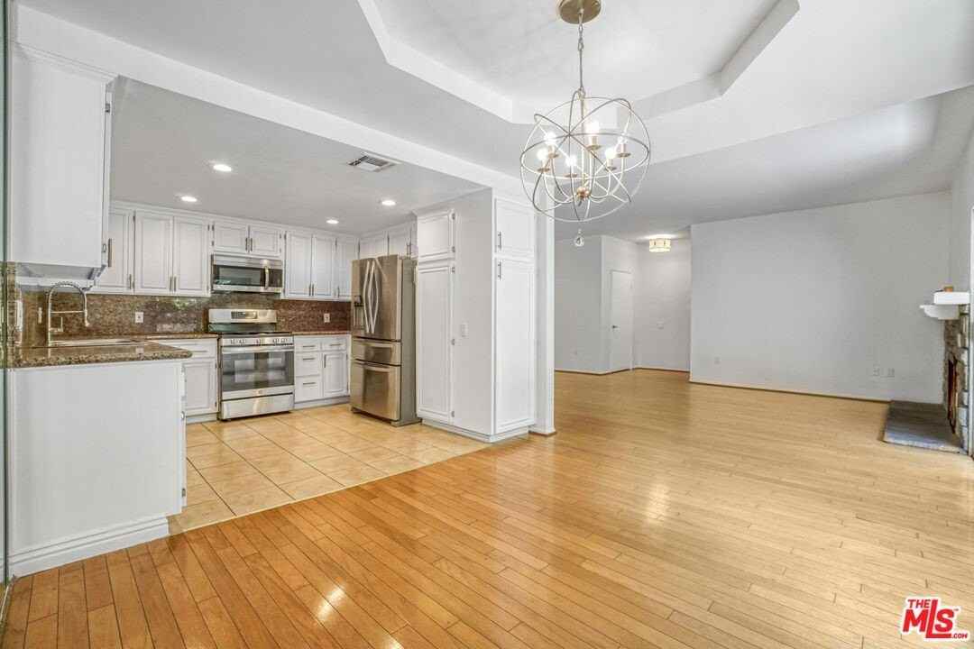 5534 Sylmar Avenue #5 - Photo 6 of 33