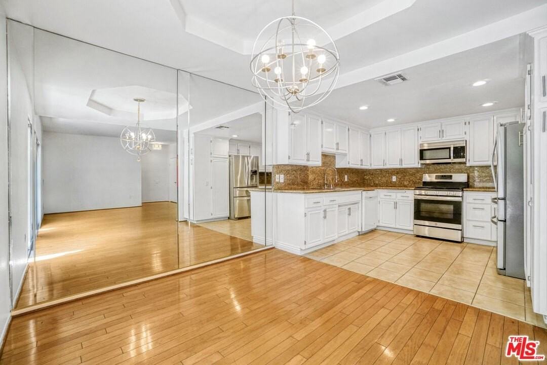 5534 Sylmar Avenue #5 - Photo 7 of 33