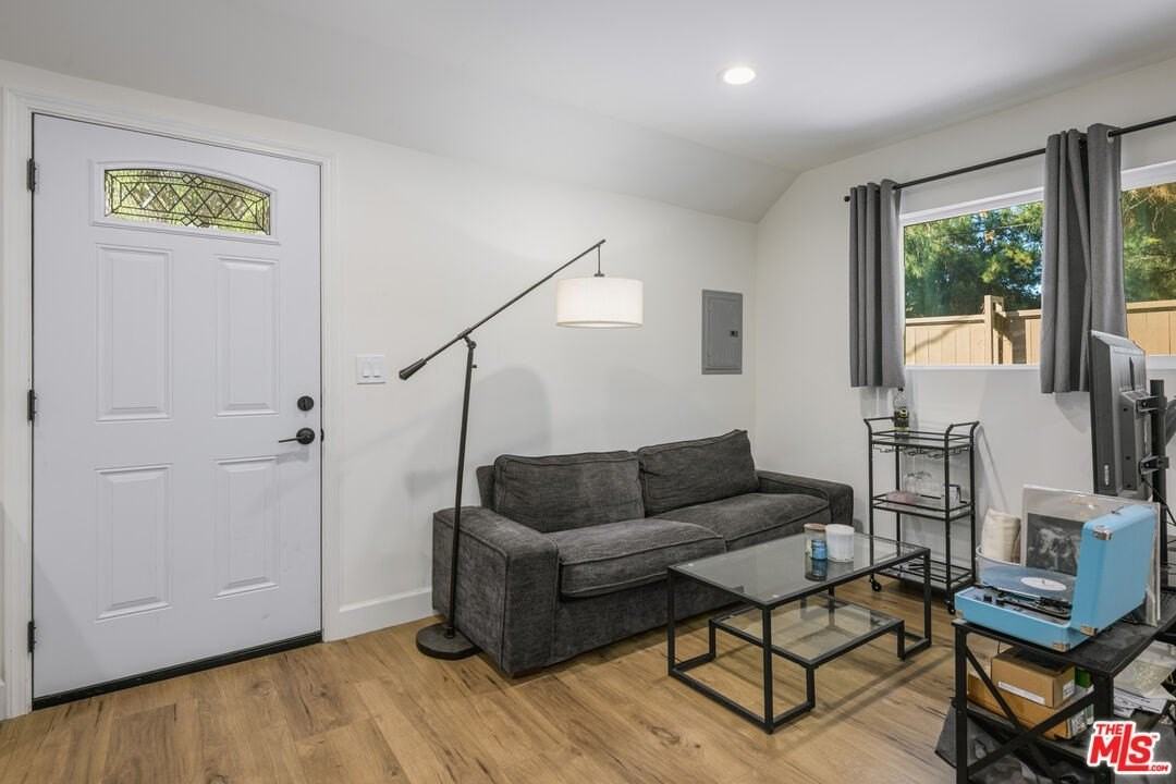 11682 Hatteras Street - Photo 2 of 8