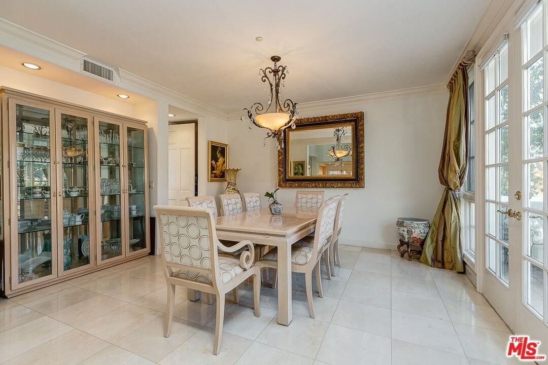 2370 Brookshire Lane - Photo 6 of 26