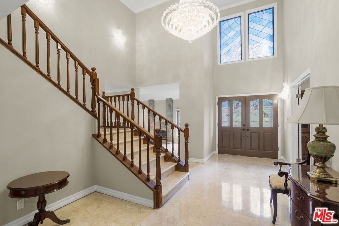 4055 Nogales Drive - Photo 7 of 29