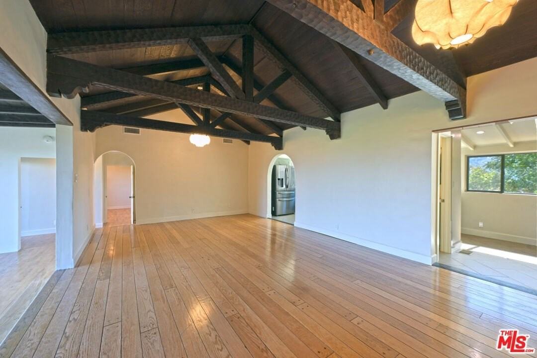 11764 Laurelcrest Drive - Photo 5 of 33