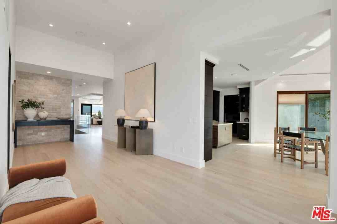 3116 Elvido Drive - Photo 3 of 50