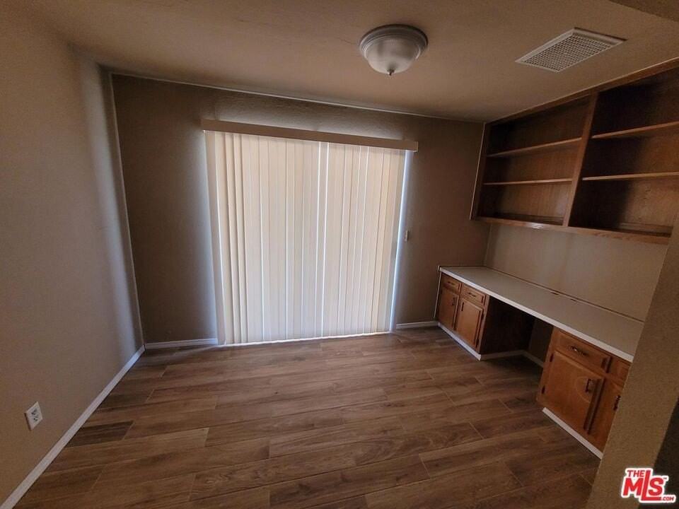 9825 Sally Avenue - Photo 6 of 13