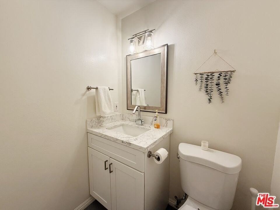 1224 South Saltair Avenue #4 - Photo 7 of 15