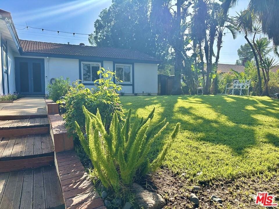 16312 Itasca Street - Photo 2 of 39