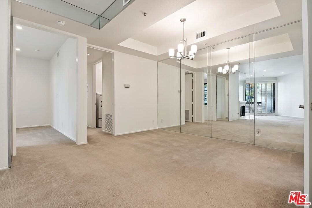 2131 Century Park Ln Apt 307 #307 - Photo 7 of 50